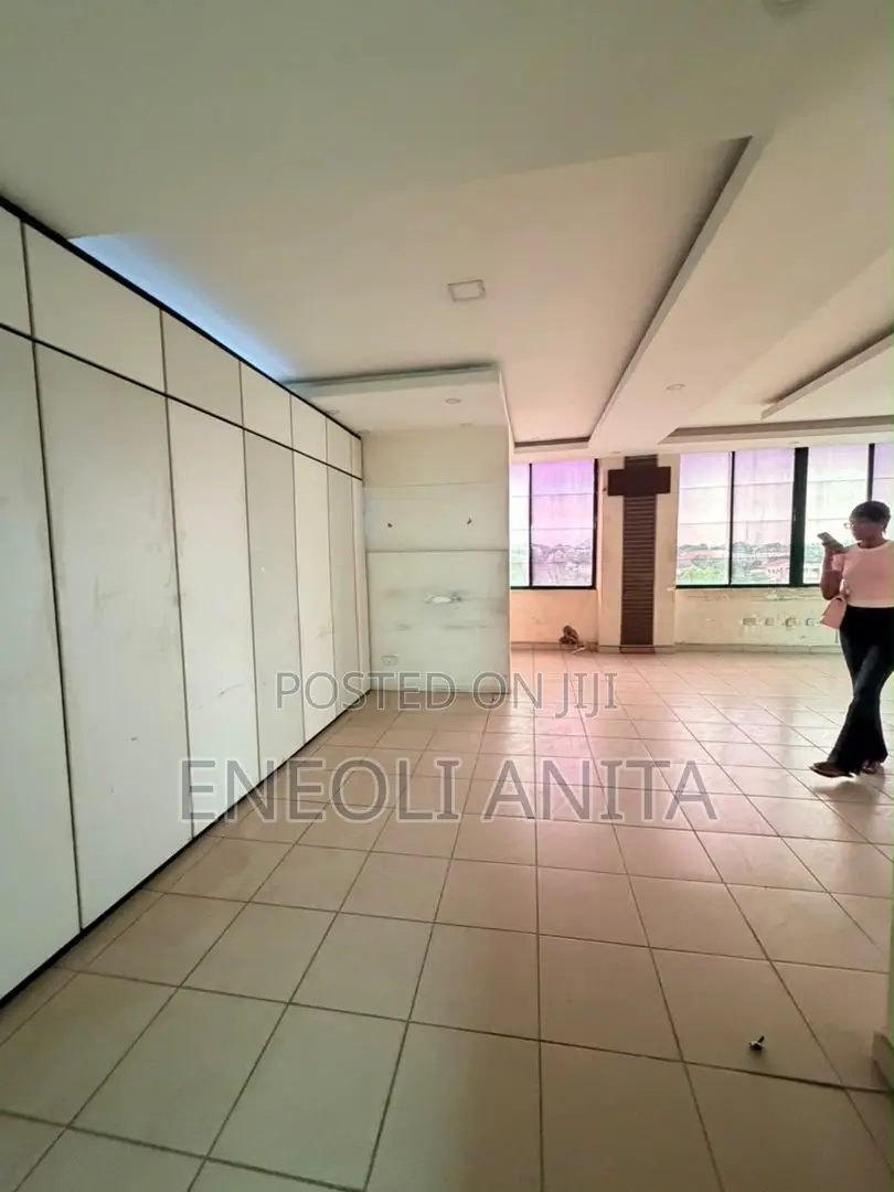 Office Space for Rent in Mabushi