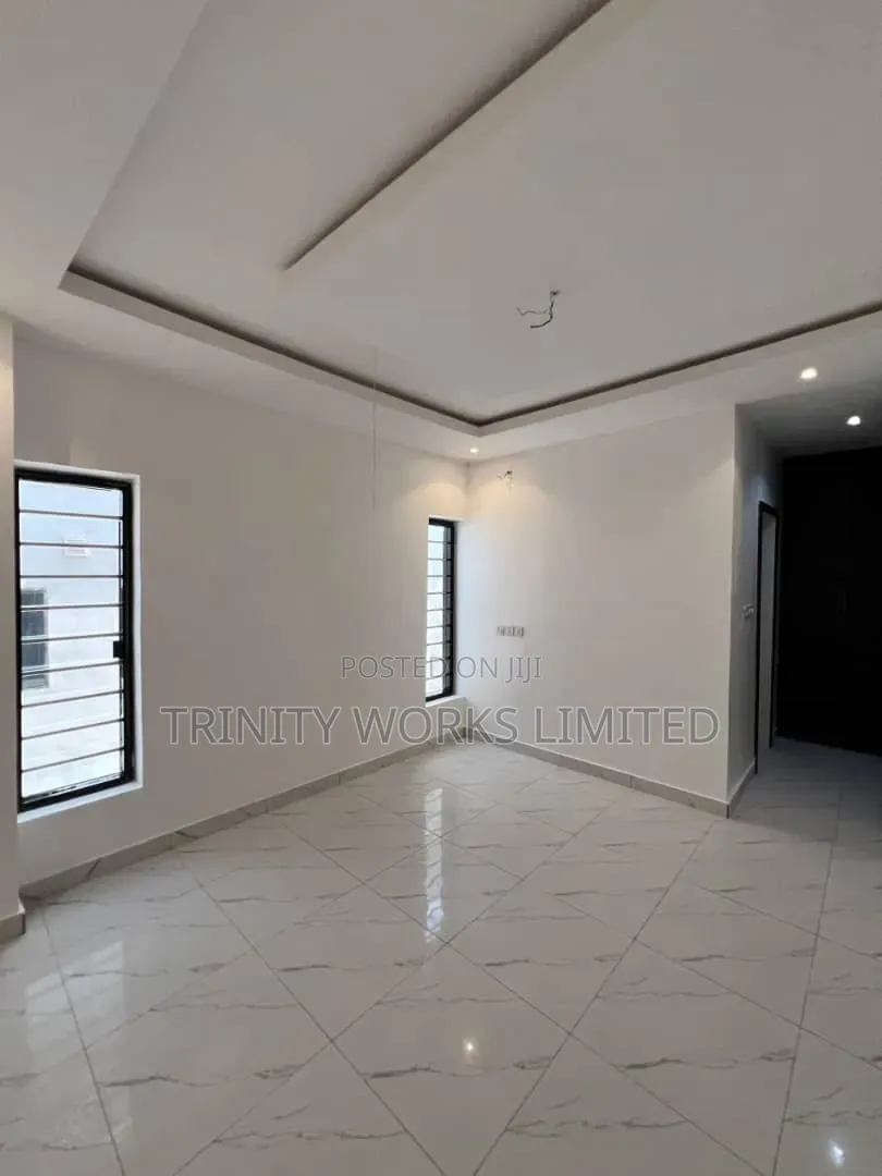 5bdrm Duplex in Nsukka for sale in Nsukka