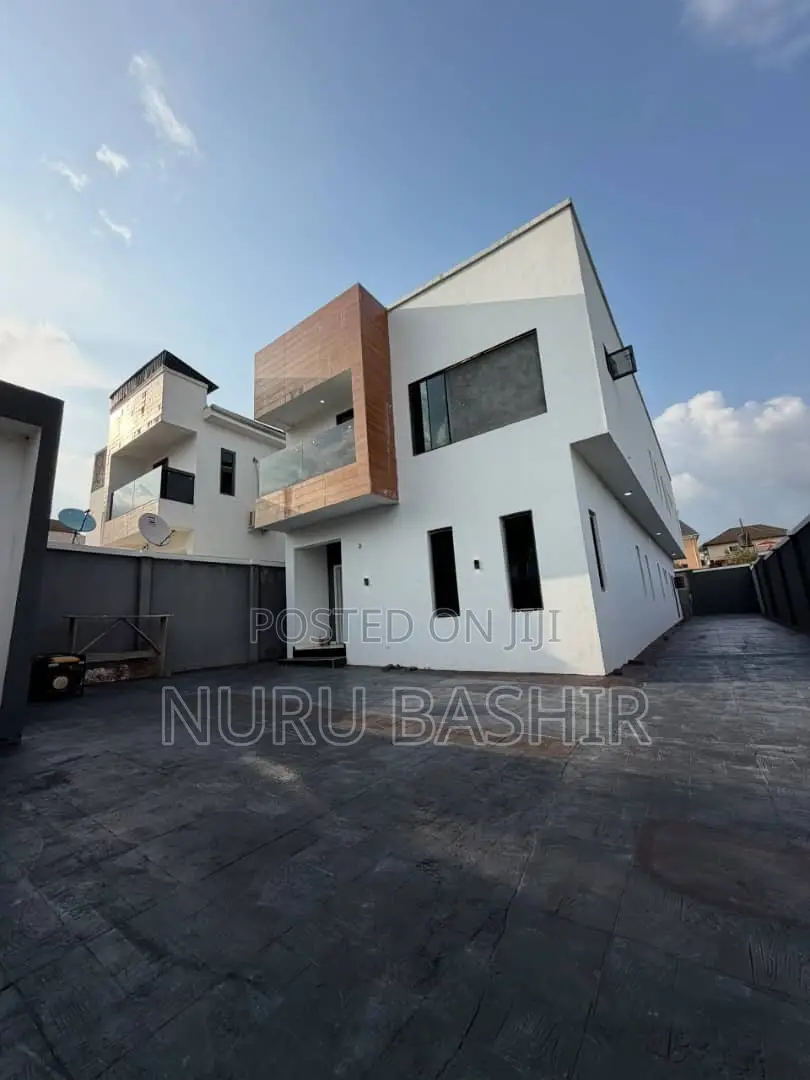 5bdrm Duplex in Oke Badan Estate, Akobo for sale in Akobo