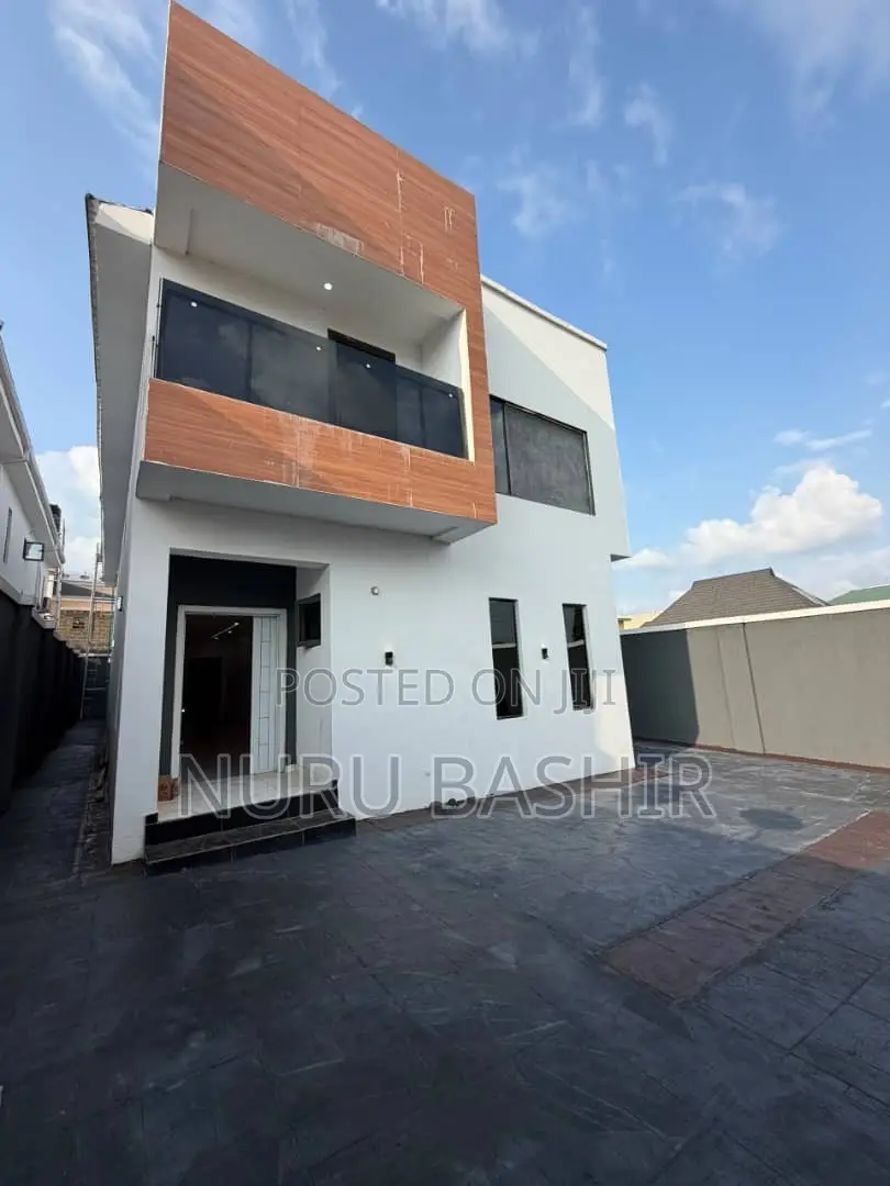 5bdrm Duplex in Oke Badan Estate, Akobo for sale in Akobo