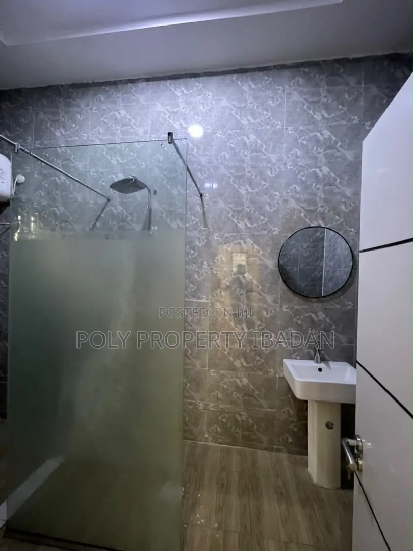 3bdrm Duplex in Kolapo Ishola, Akobo for rent in Akobo