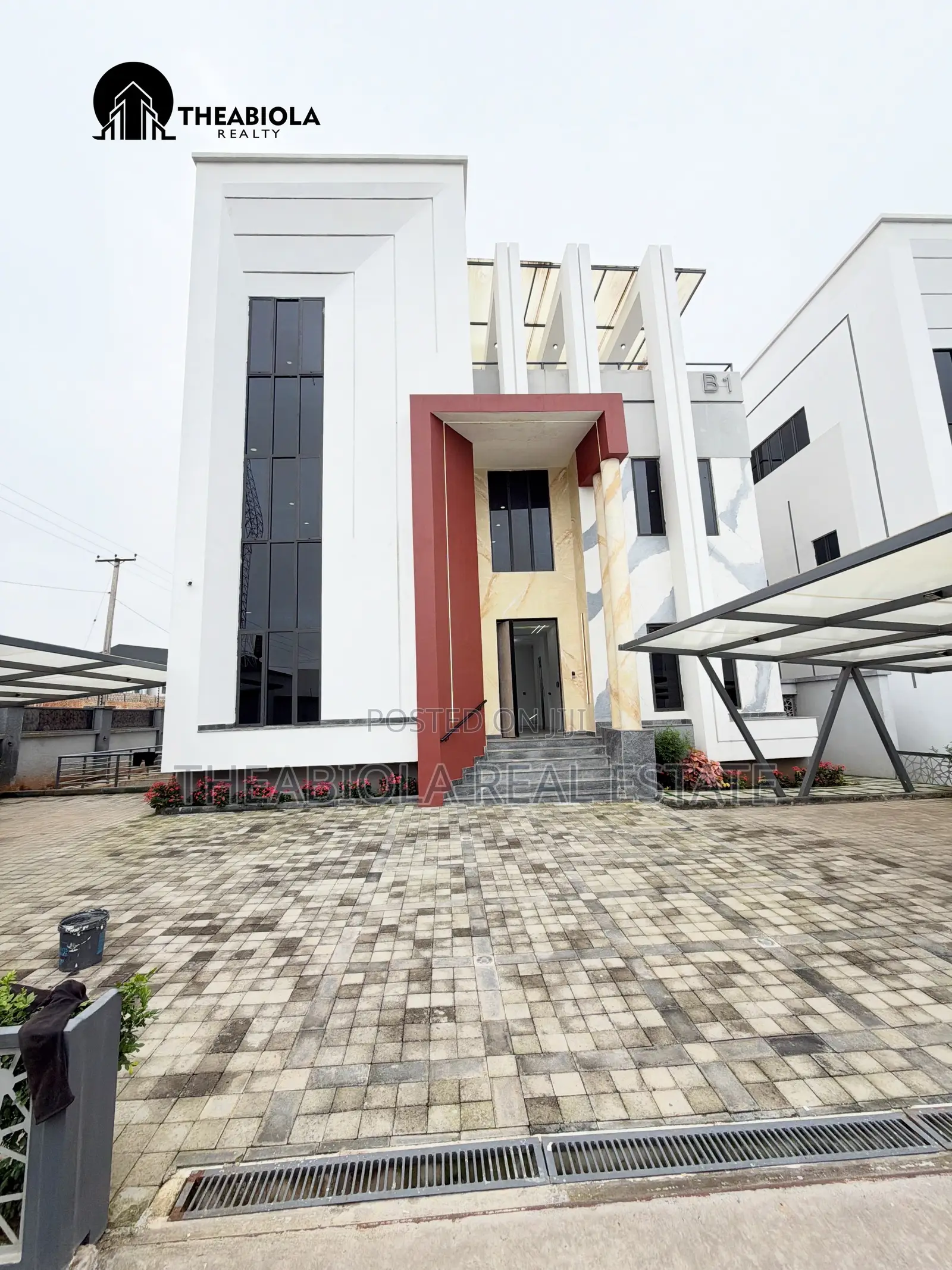 6bdrm Duplex in Guzape District for sale in Guzape District