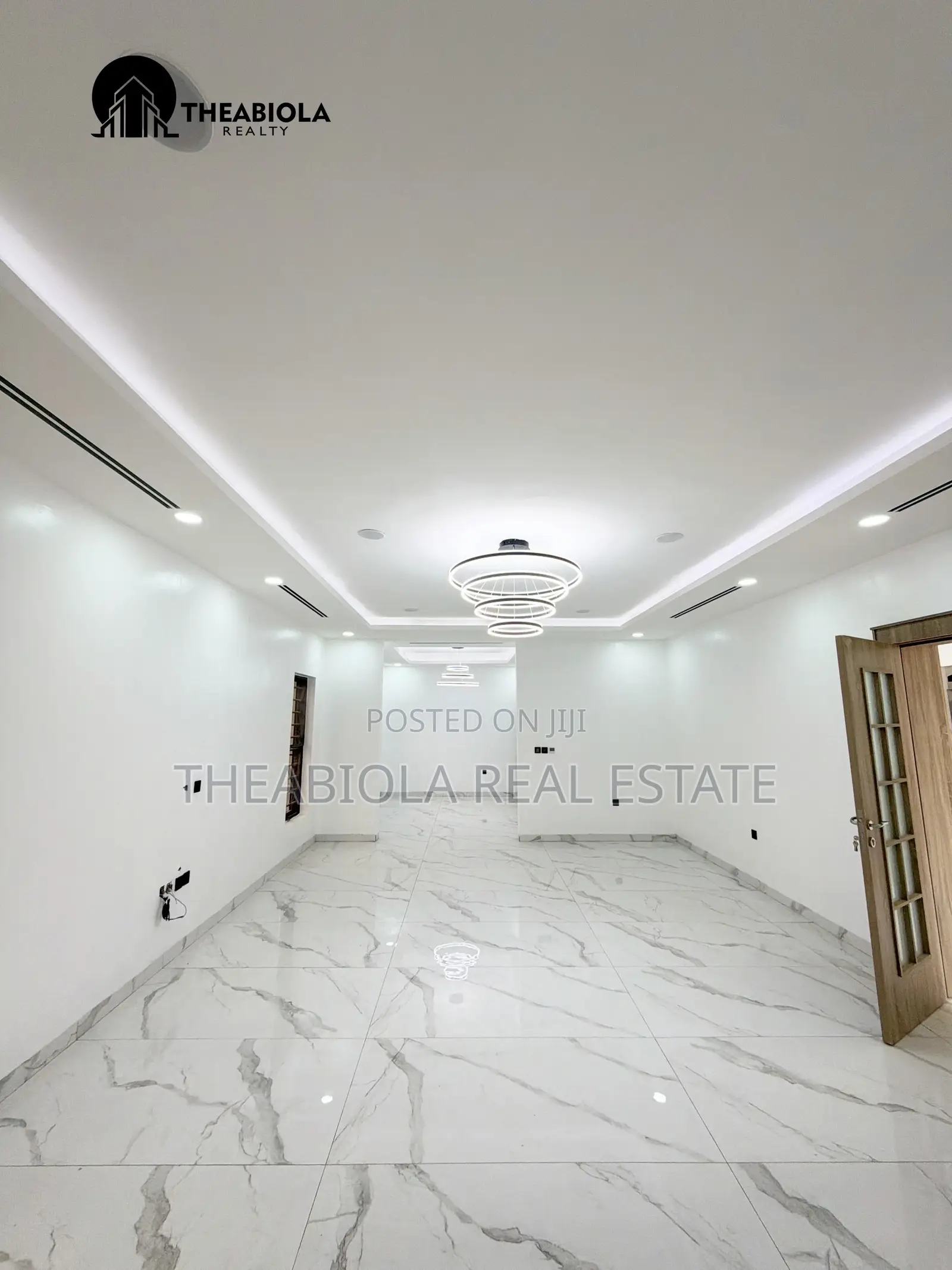 6bdrm Duplex in Guzape District for sale in Guzape District