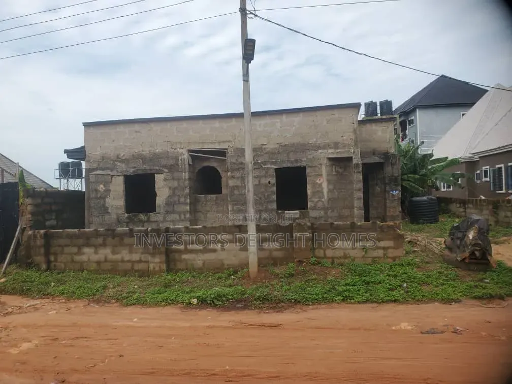 2bdrm Block of Flats in Oshimili North for sale in Oshimili North