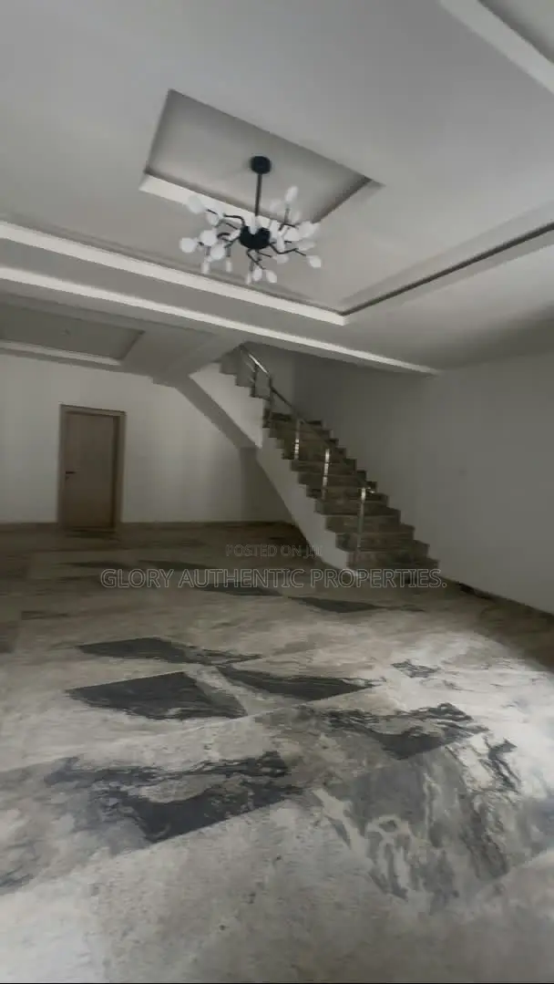 4bdrm Duplex in Mabushi for sale in Mabushi