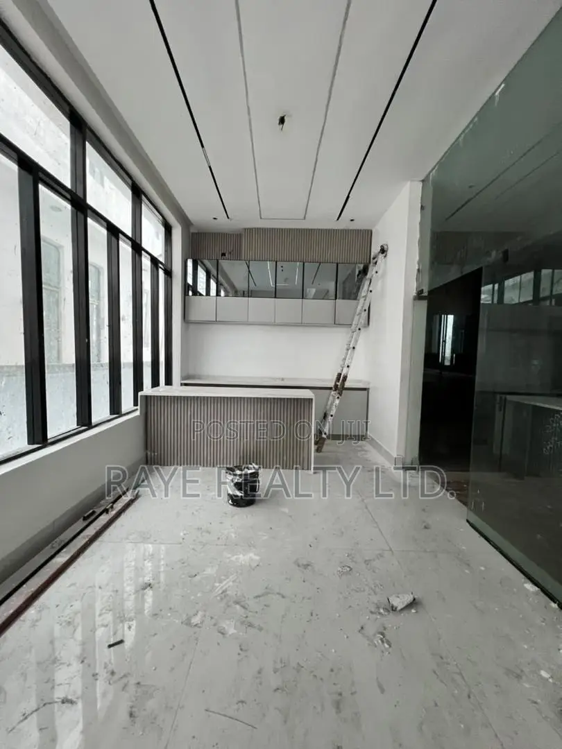5bdrm Duplex in Ajah for sale in Ajah
