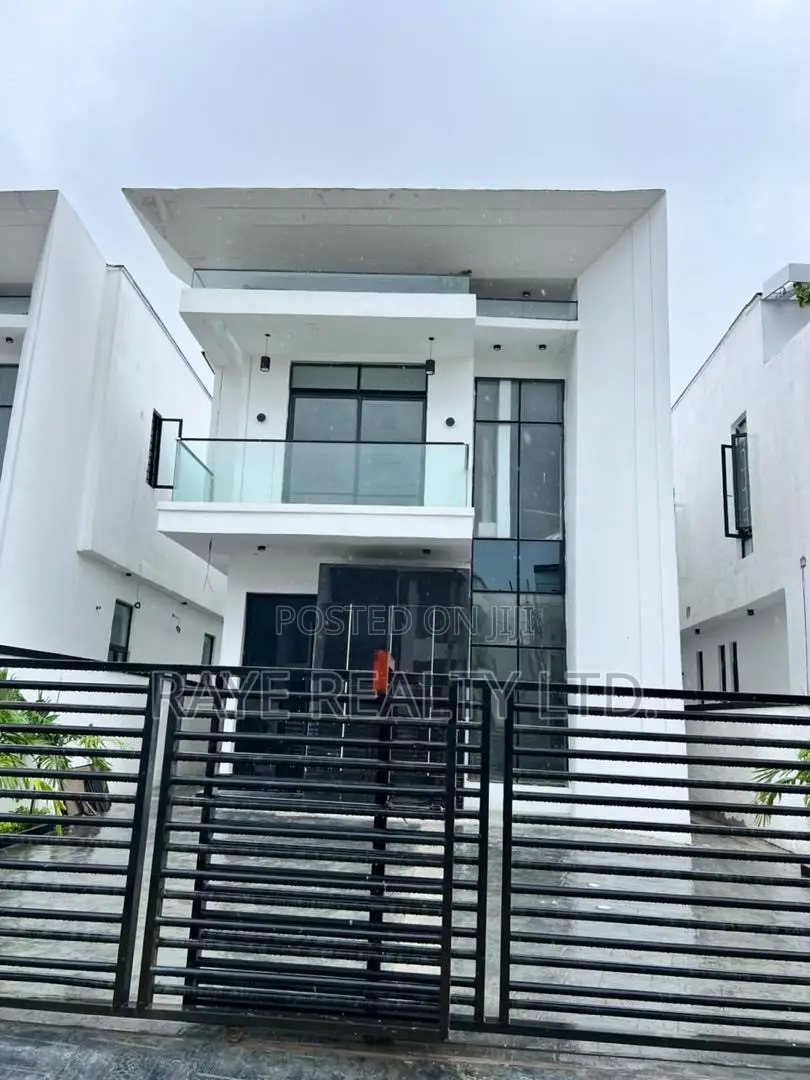 5bdrm Duplex in Ajah for sale in Ajah