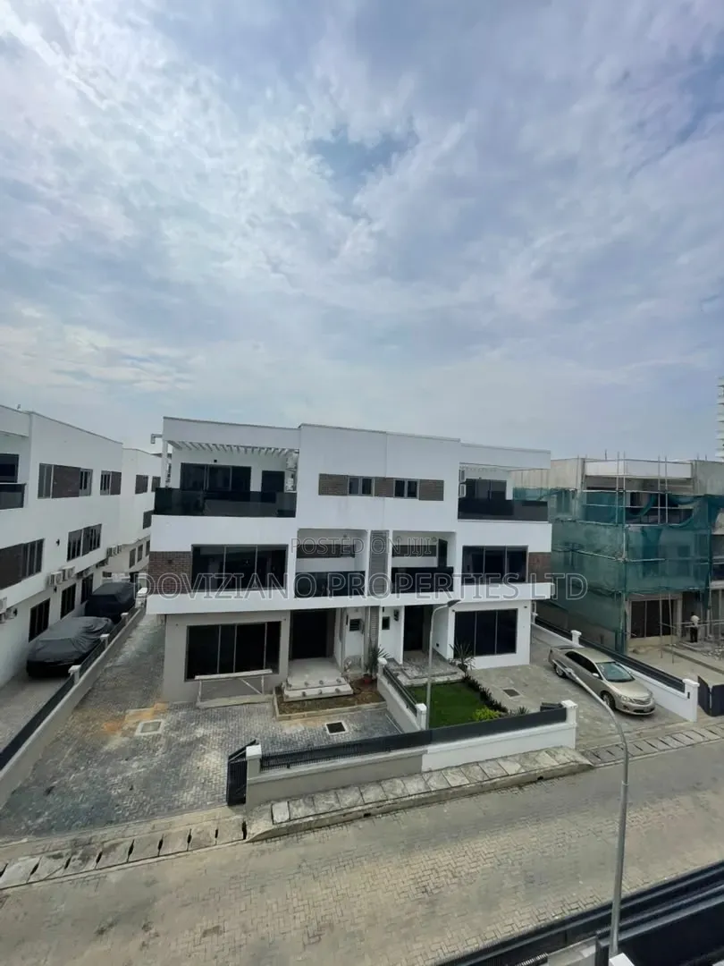 4bdrm Duplex in Banana Island for rent in Banana Island