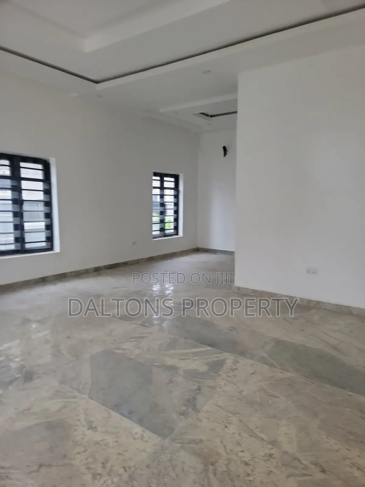 4bdrm Duplex in Avila Estate, Lugbe for sale in Sabon Lugbe