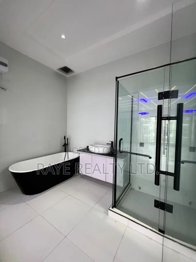 4bdrm Duplex in Ajah for sale in Ajah
