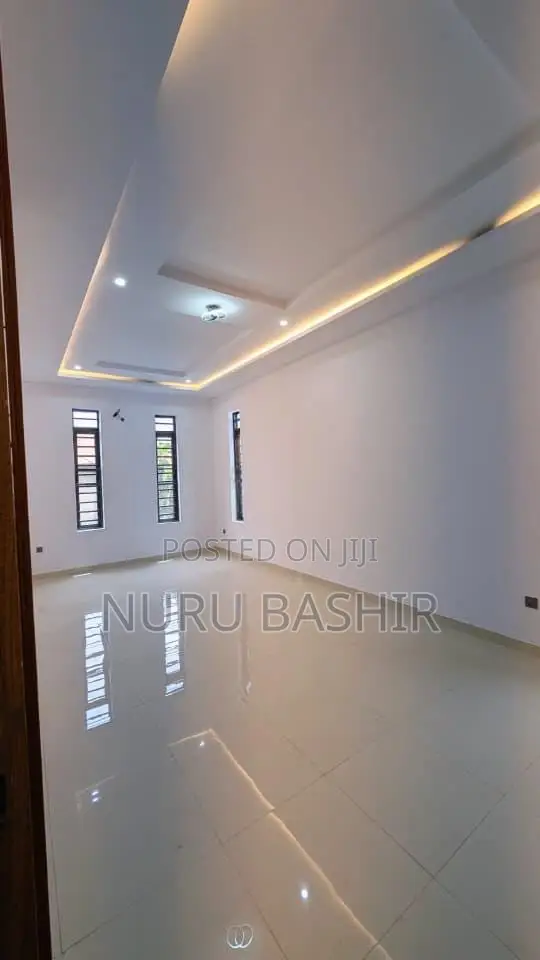 4bdrm Duplex in Oke Badan Estate, Akobo for sale in Akobo