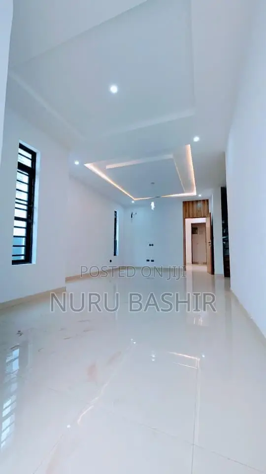 4bdrm Duplex in Oke Badan Estate, Akobo for sale in Akobo