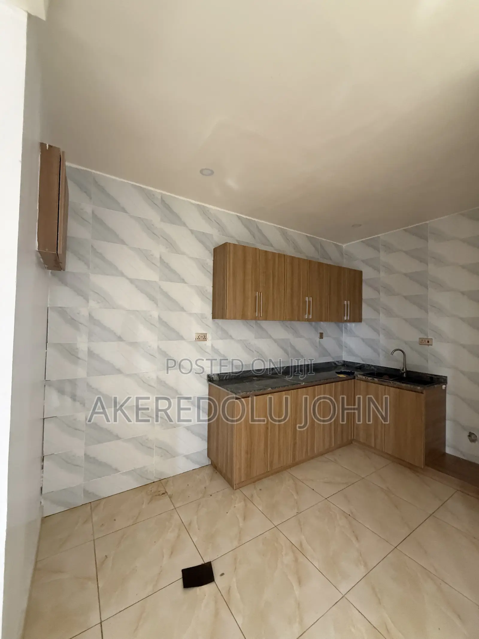 1bdrm Block of Flats in Gaduwa for sale in Gaduwa