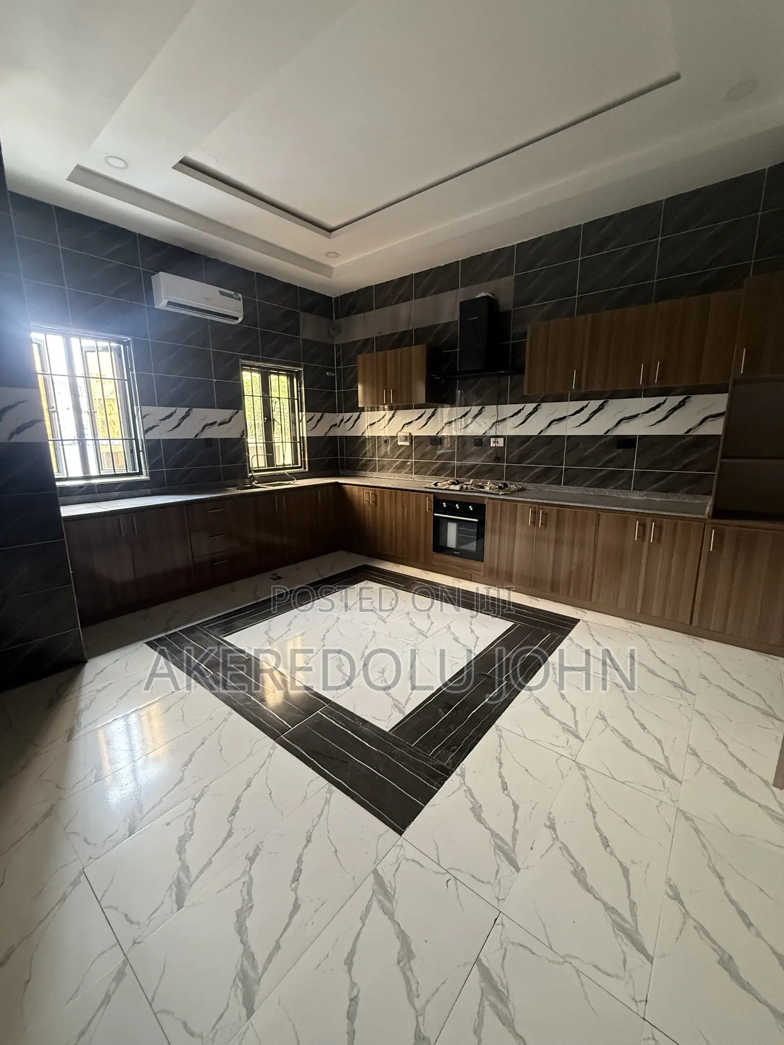 5bdrm Duplex in Kado for sale in Kado