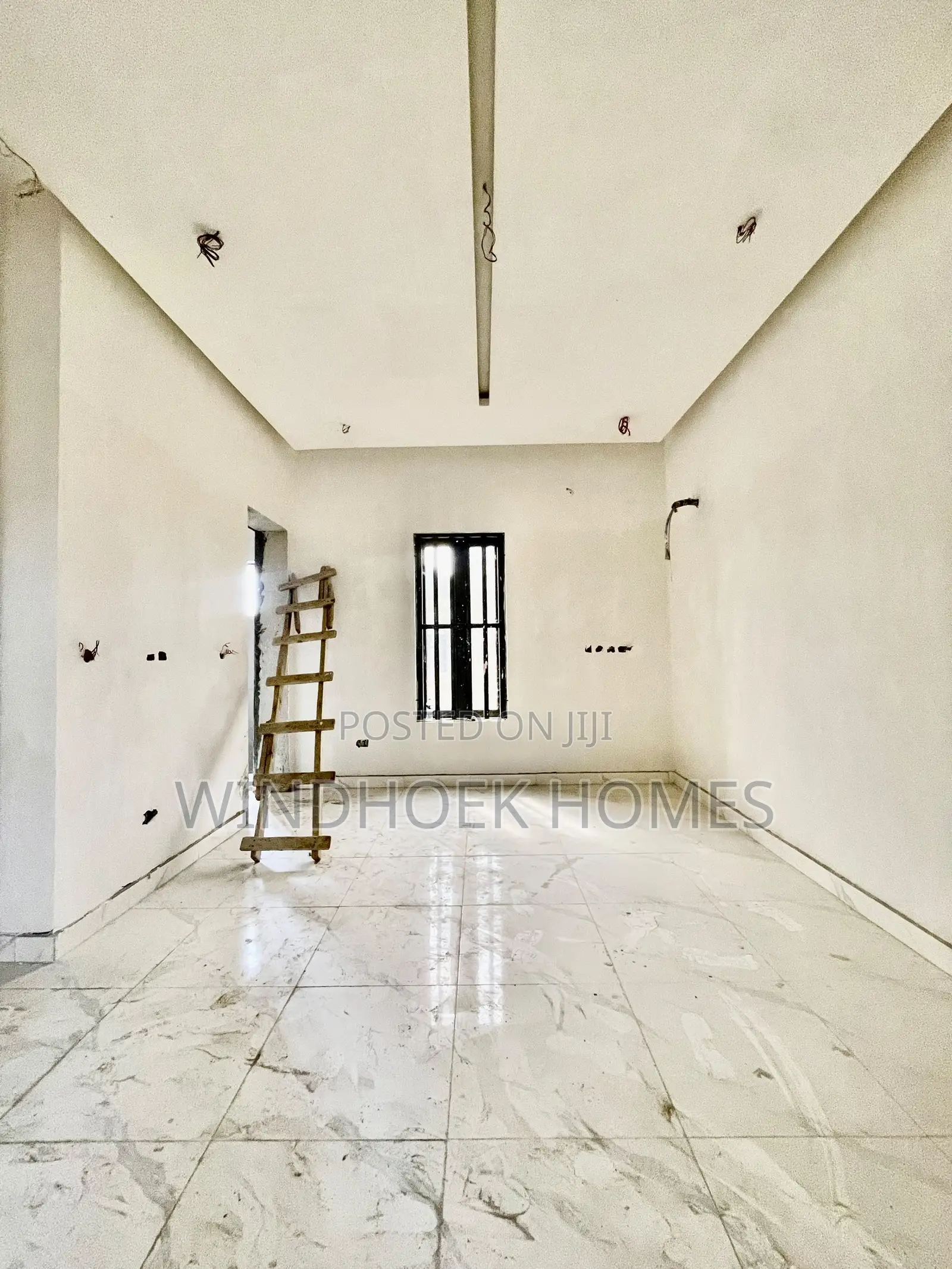 5bdrm Duplex in Jahi for sale in Jahi
