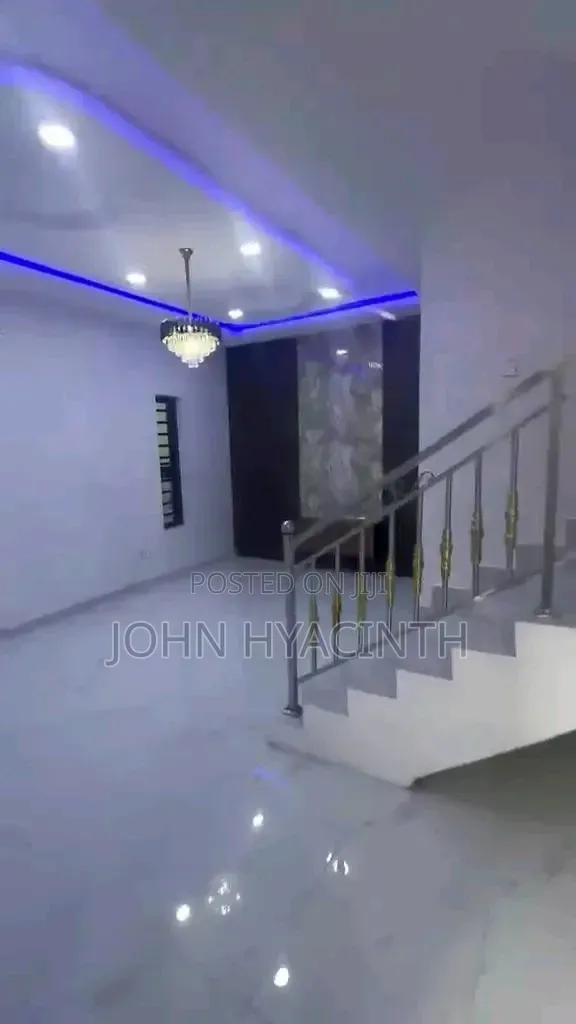 4bdrm Duplex in Green Estate, Ago Palace for sale in Ago Palace