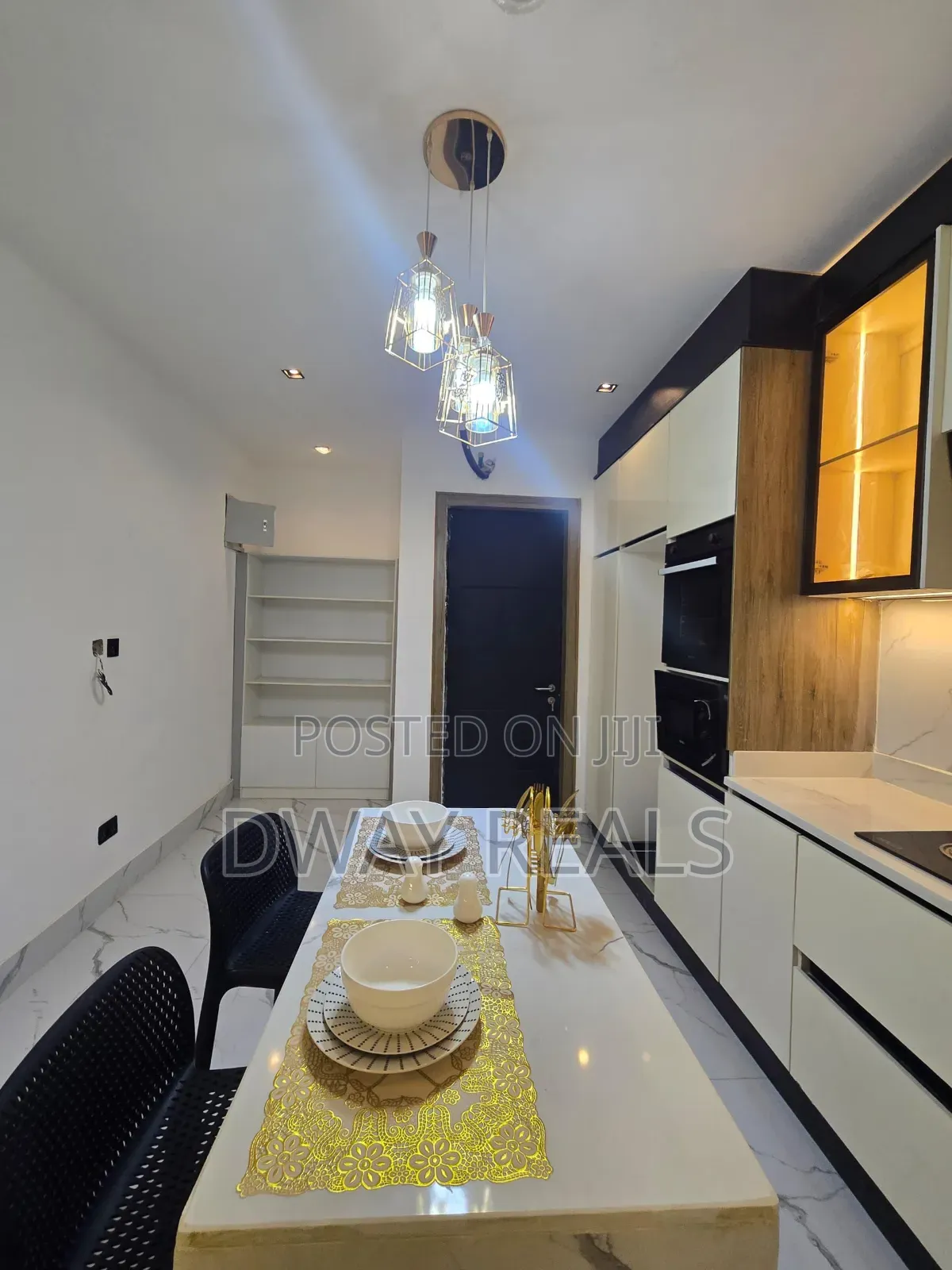 2bdrm Block of Flats in Lekki Phase 1 for sale in Lekki Phase 1