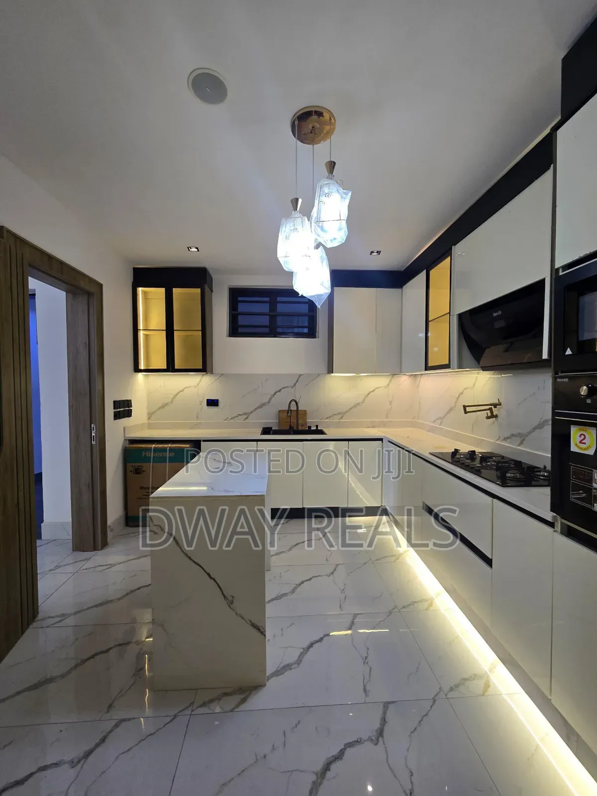 2bdrm Block of Flats in Lekki Phase 1 for sale in Lekki Phase 1