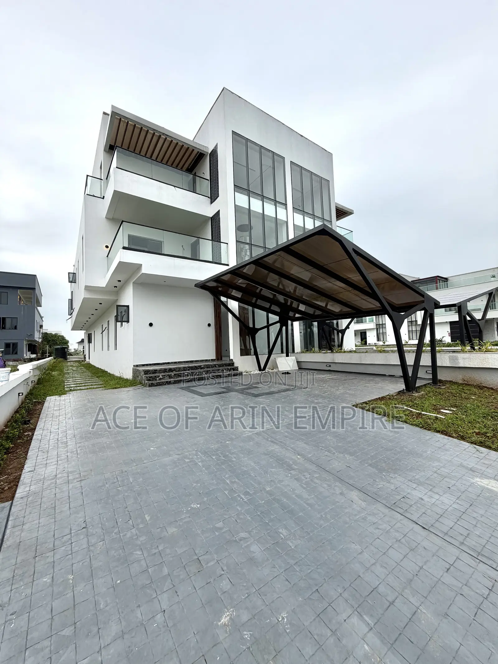 5bdrm Duplex in Ikate, Lagos State for sale in Lagos State