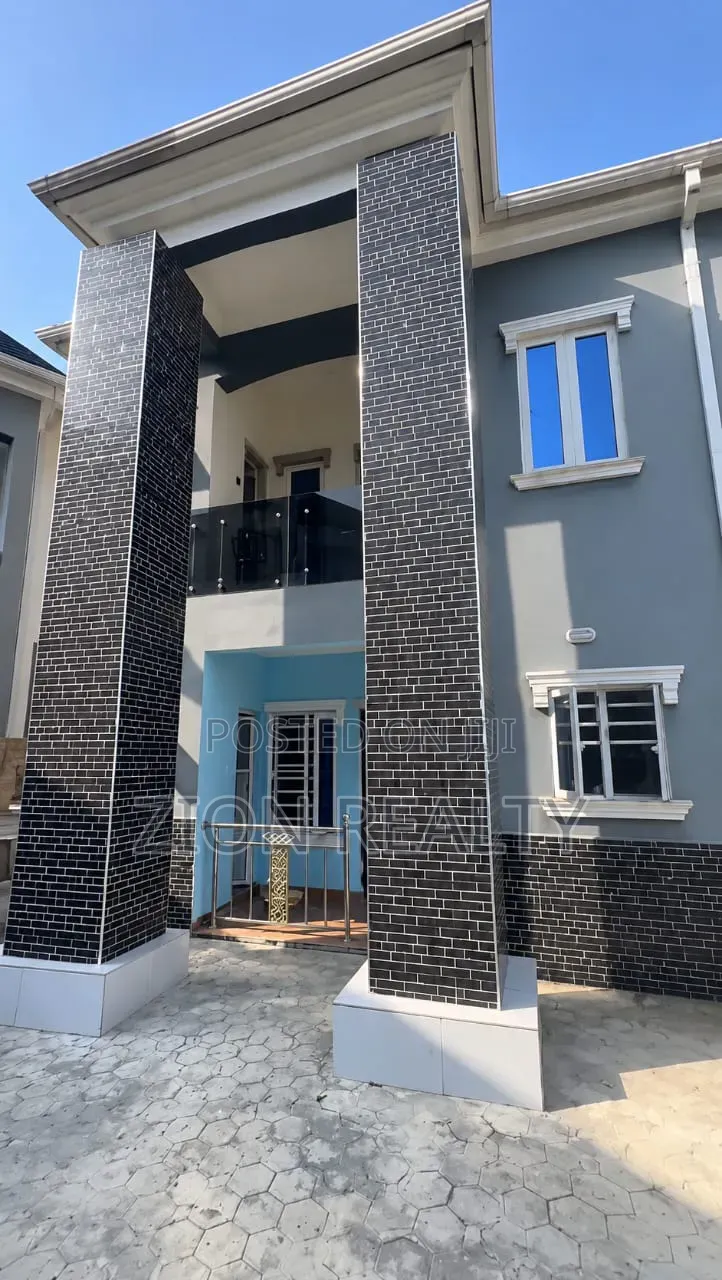 3bdrm Apartment in Royal Garden Estate, Lakowe for rent in Lakowe
