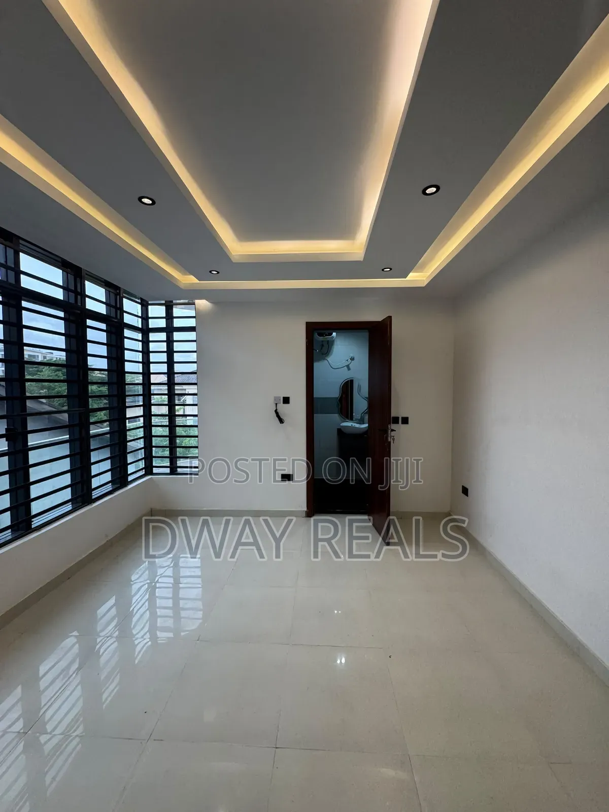 2bdrm Apartment in Lekki Phase 1 for rent in Lekki Phase 1