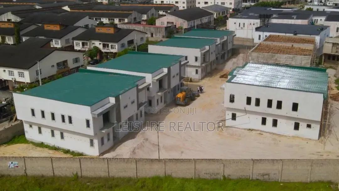 4bdrm Duplex in Urban, Sangotedo for sale in Sangotedo