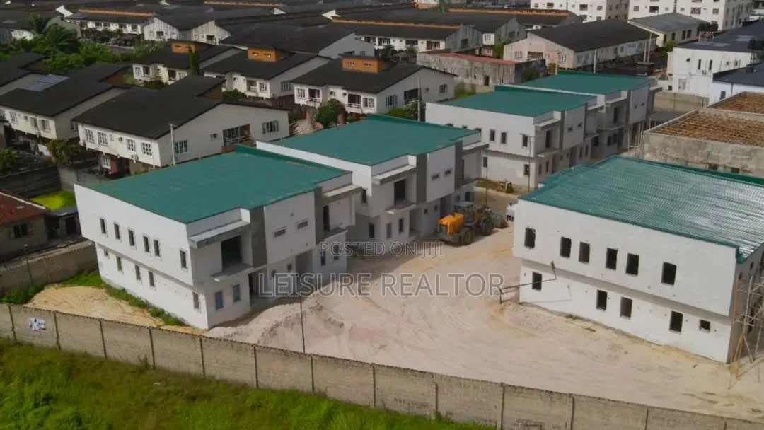 4bdrm Duplex in Urban, Sangotedo for sale in Sangotedo