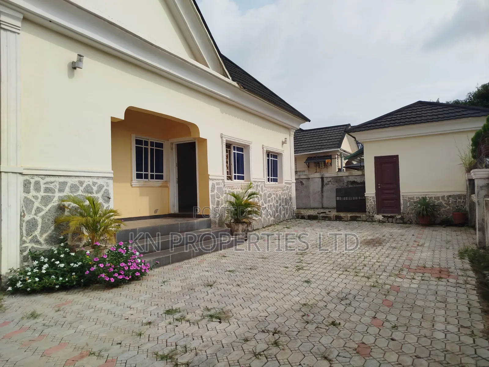 4bdrm Bungalow in Pyakasa, FHA for rent in FHA