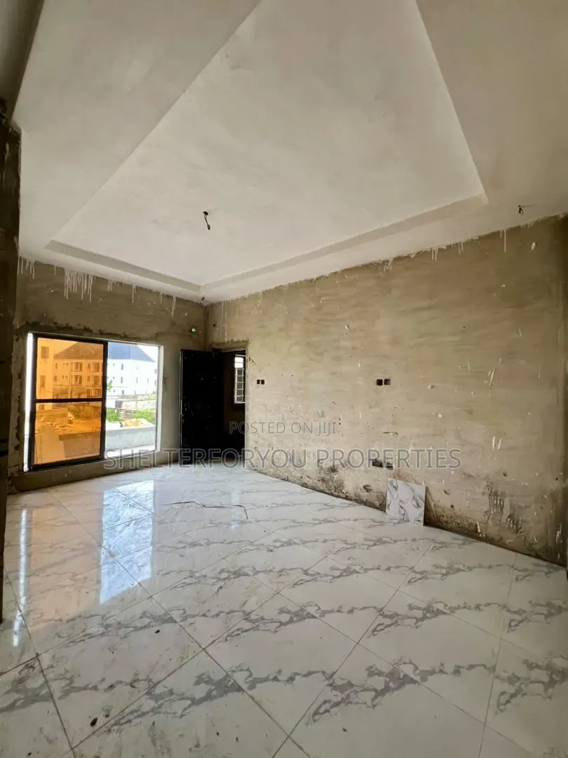 4bdrm House in Off Lekki-Epe Expressway for sale in Off Lekki-Epe Expressway