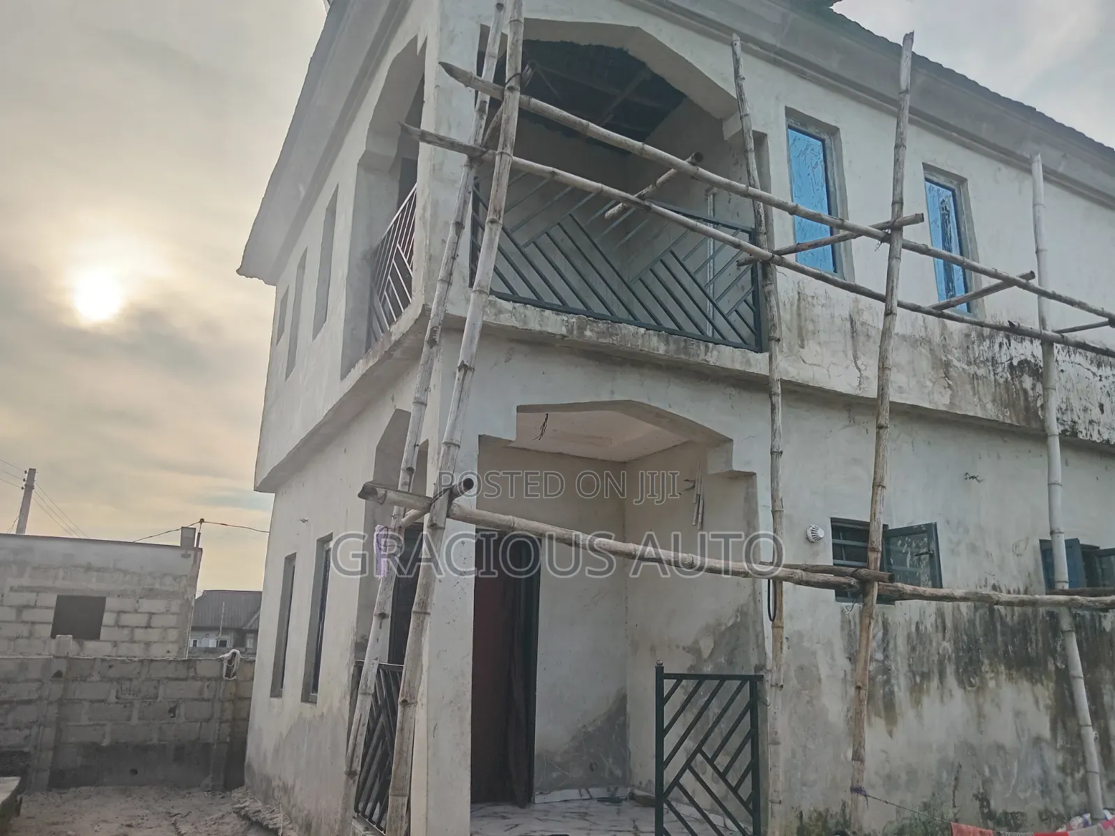 7bdrm Block of Flats in Green Haven Estate, Ado / Ajah for sale in Ado / Ajah