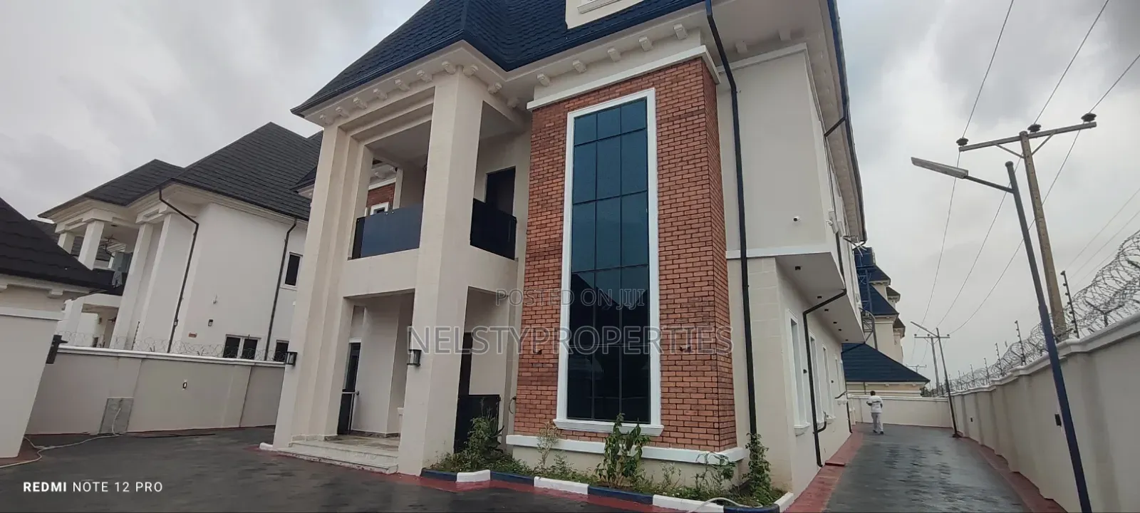 7bdrm Mansion in Efab Metropolis, Karsana for sale in Karsana