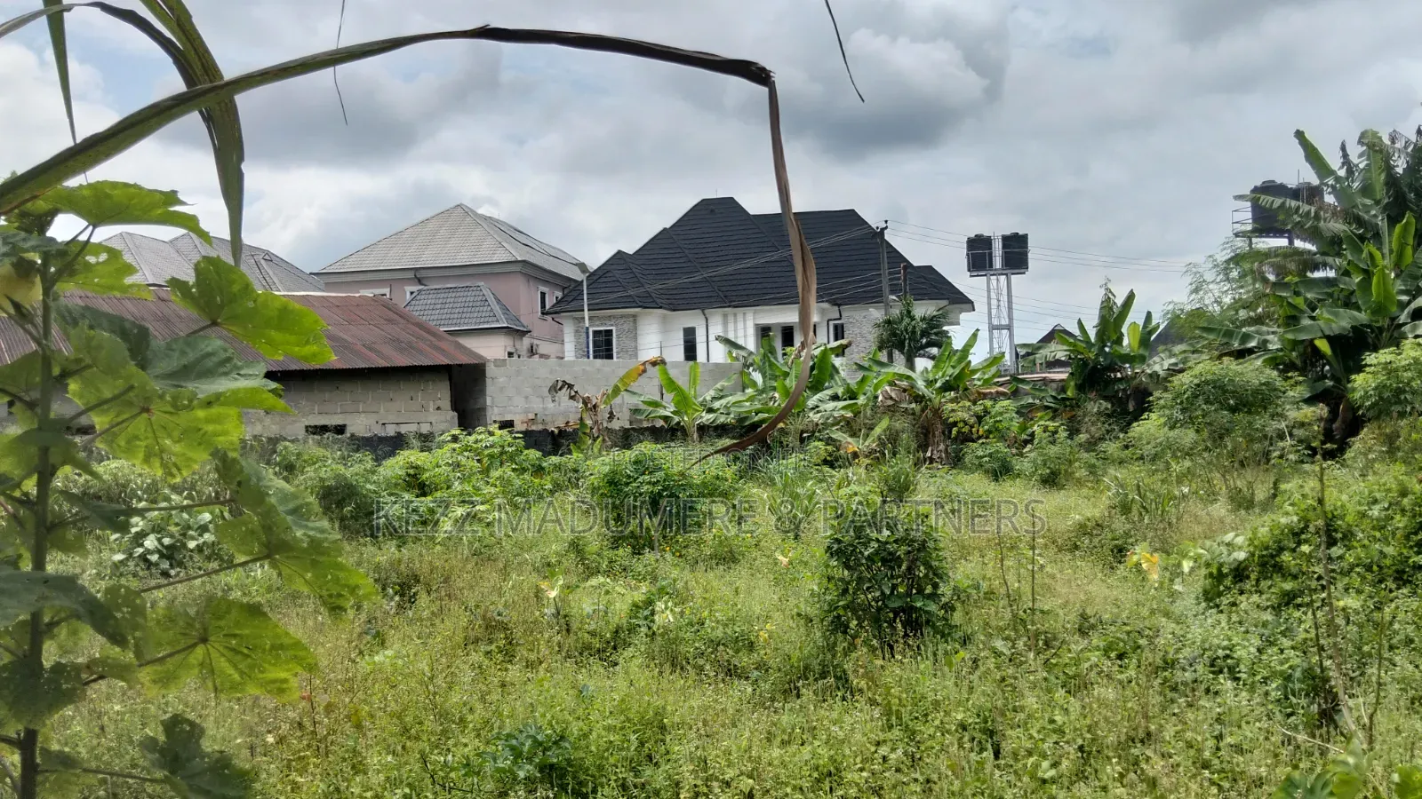 For Sale : 589 Sqmtrs in a Gated Estate, Peter Odili, Ph in New Layout