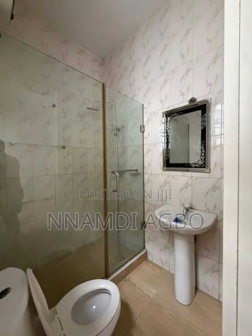 Mini Flat in Ikota for rent in Ikota
