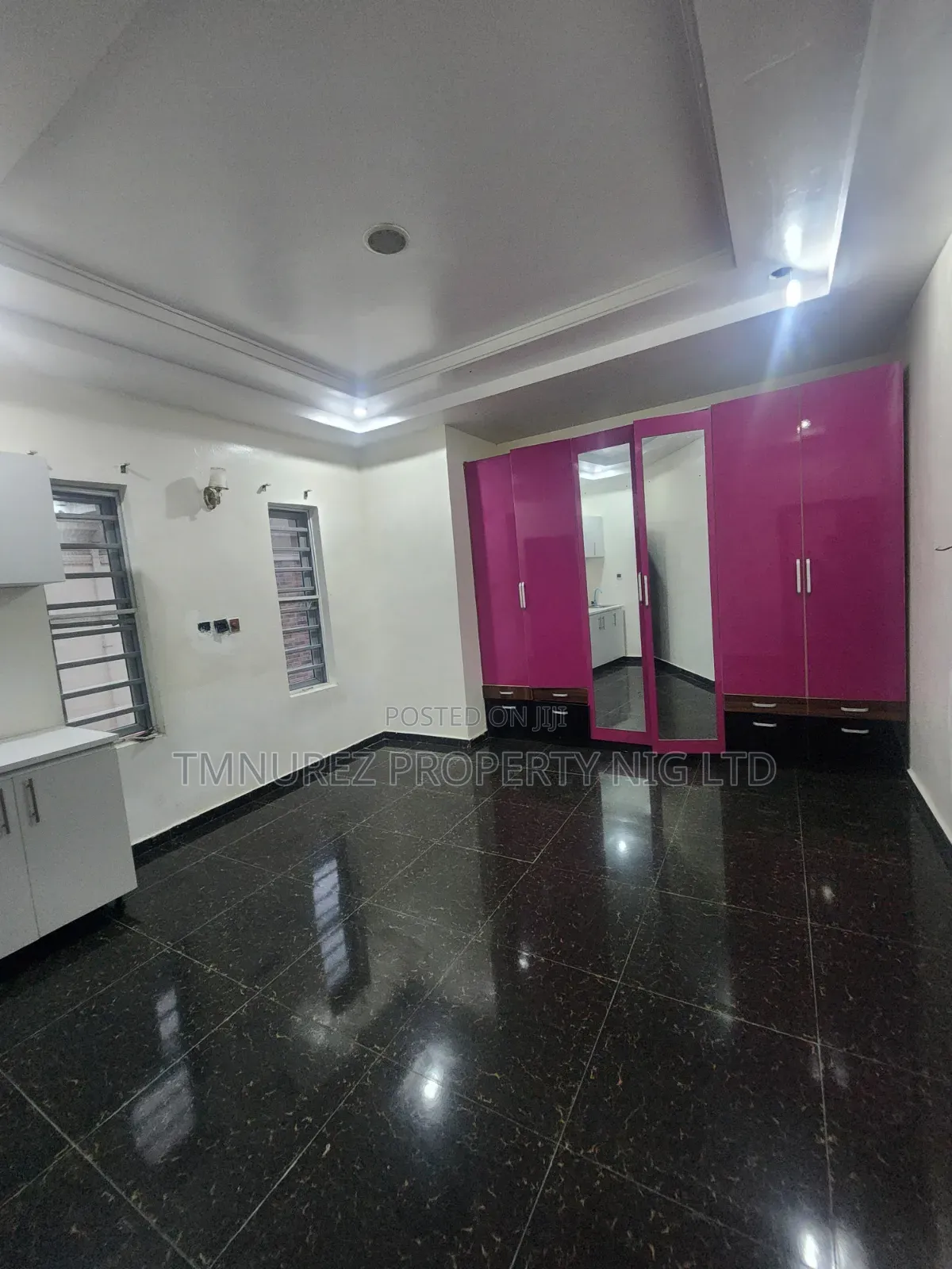 Studio Apartment in Chevron for rent in Chevron