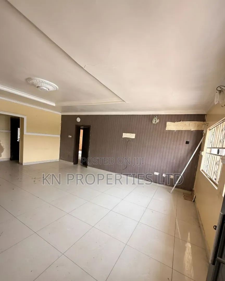 2bdrm Block of Flats in Wuse 2 for rent in Wuse 2