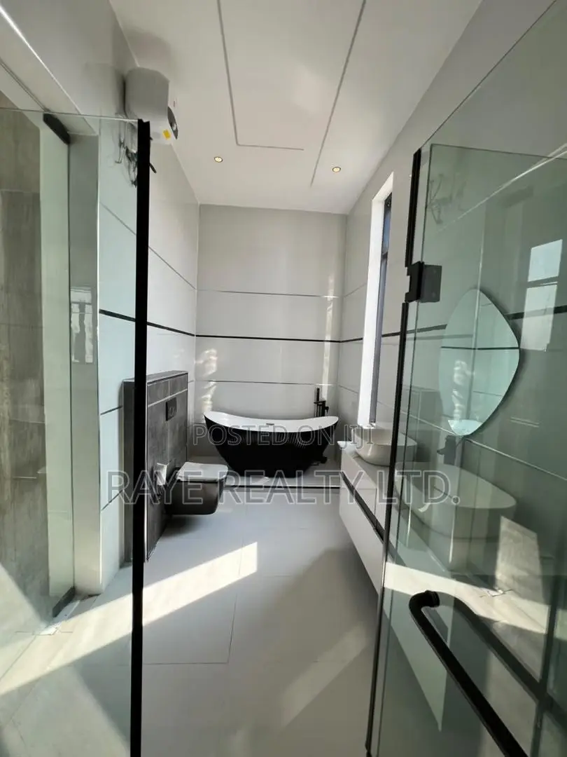 4bdrm Duplex in Ajah for sale in Ajah