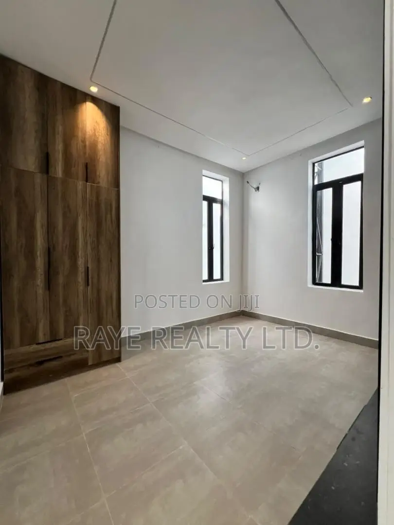 4bdrm Duplex in Ajah for sale in Ajah