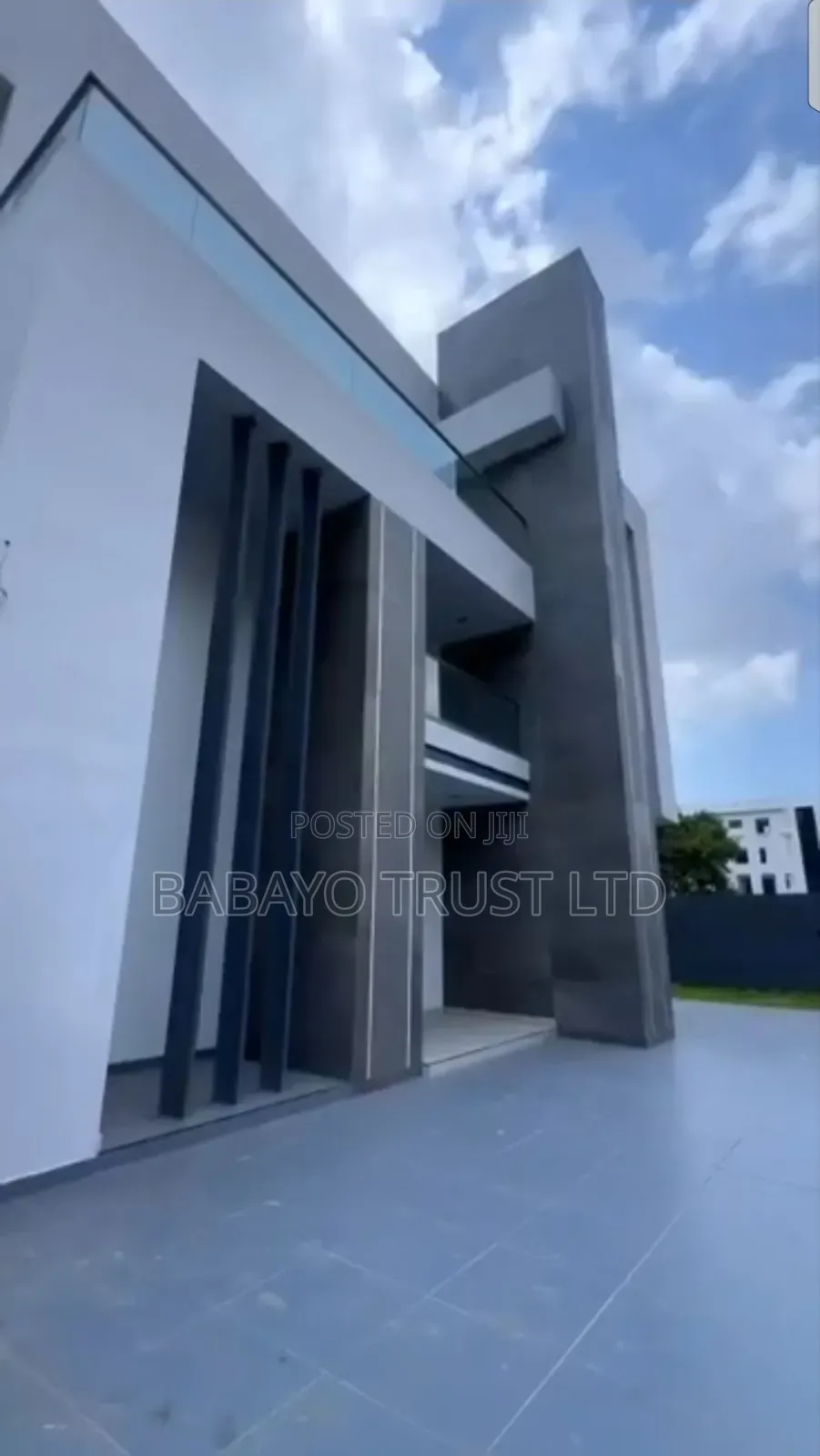 5bdrm Duplex in Banana Island for sale in Banana Island