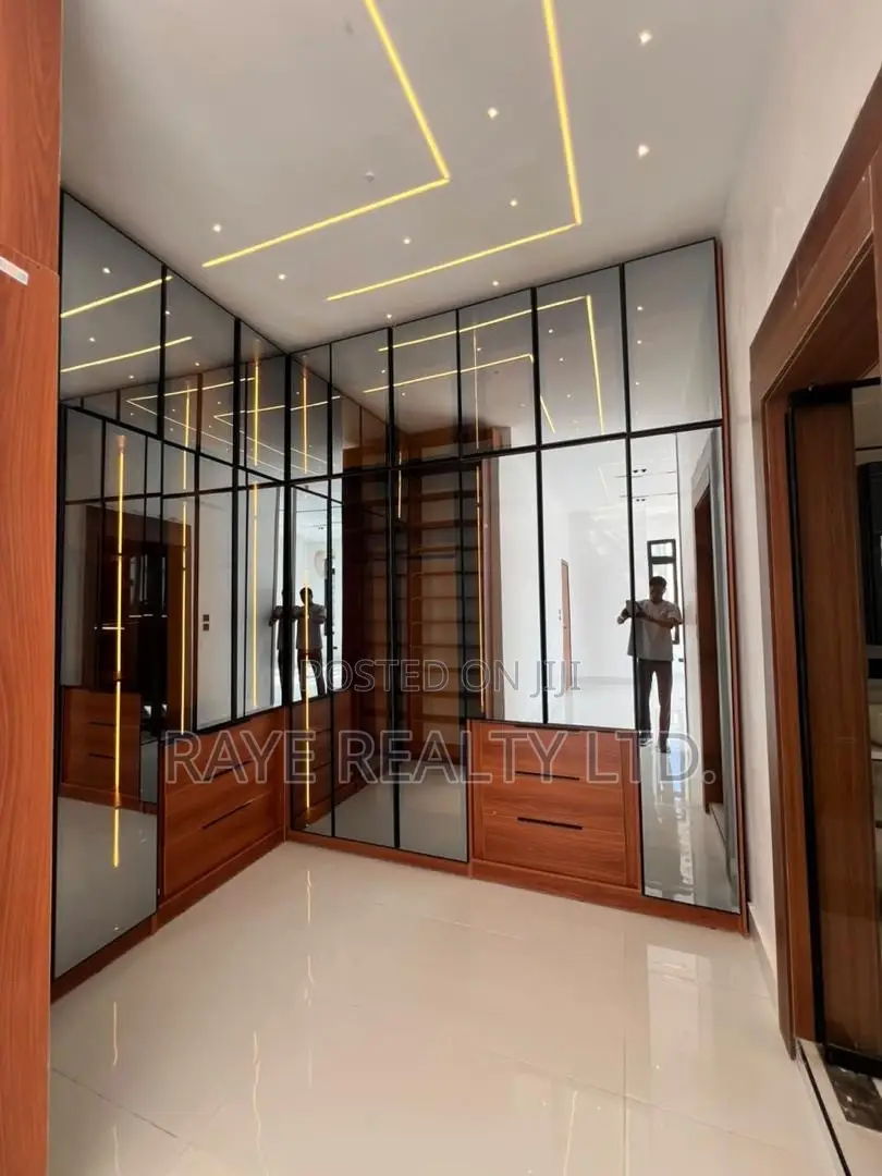 4bdrm Duplex in Ajah for sale in Ajah