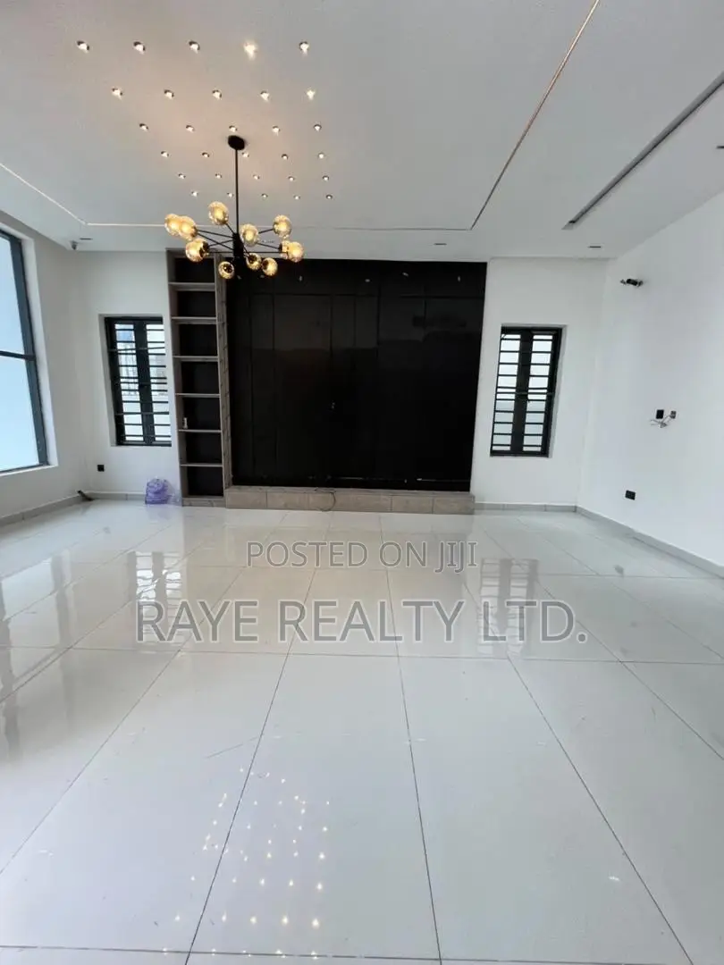 4bdrm Duplex in Ajah for sale in Ajah