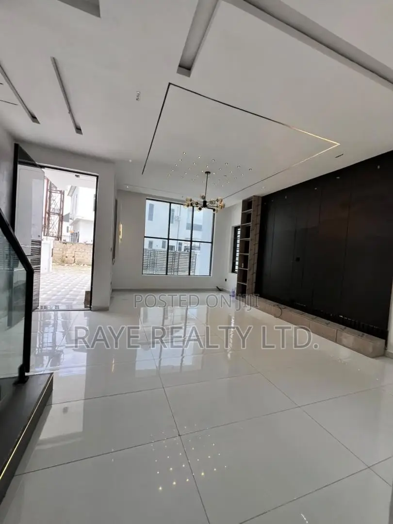 4bdrm Duplex in Ajah for sale in Ajah