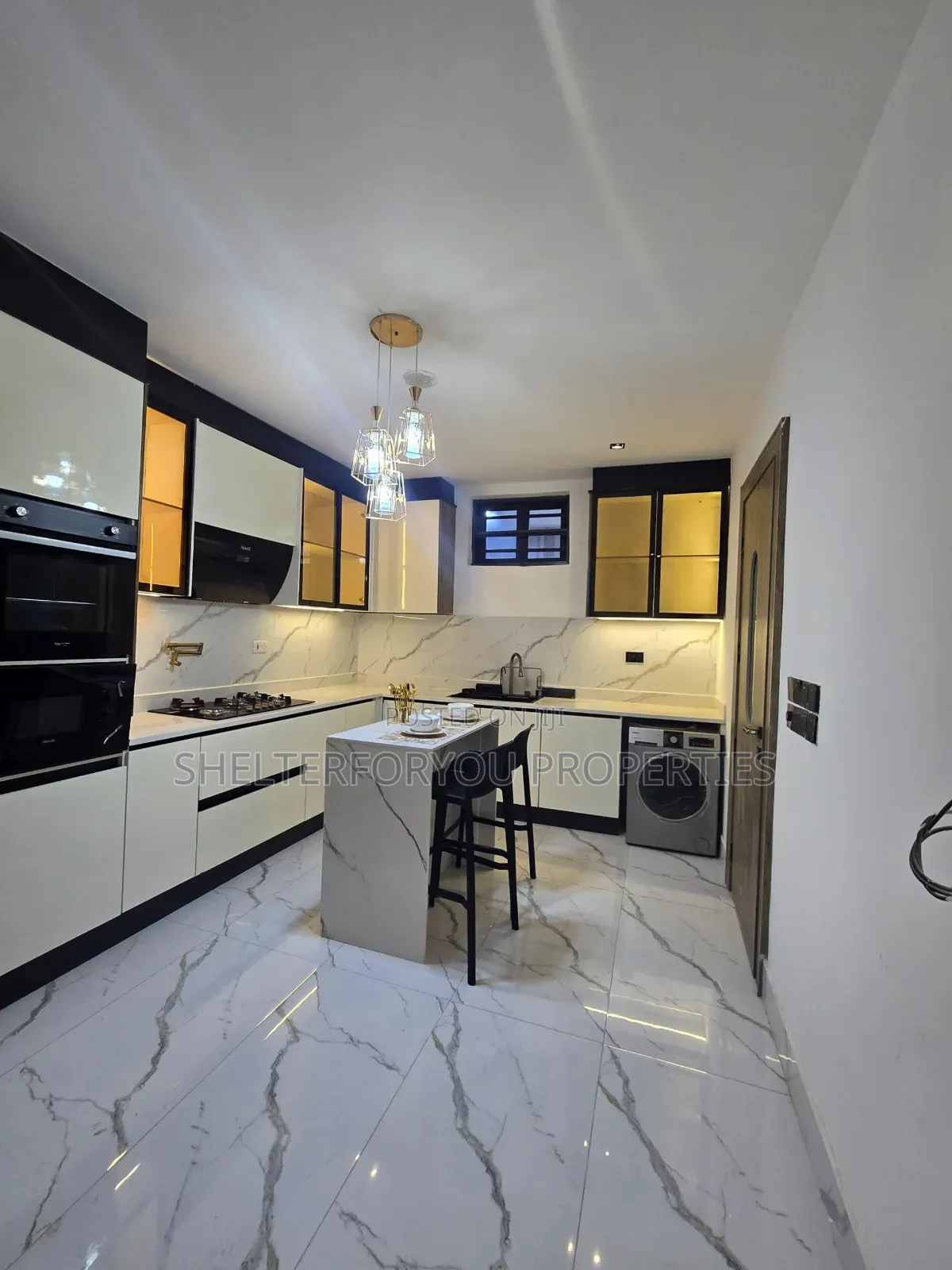 2bdrm Apartment in Lekki Phase 1 for sale in Lekki Phase 1