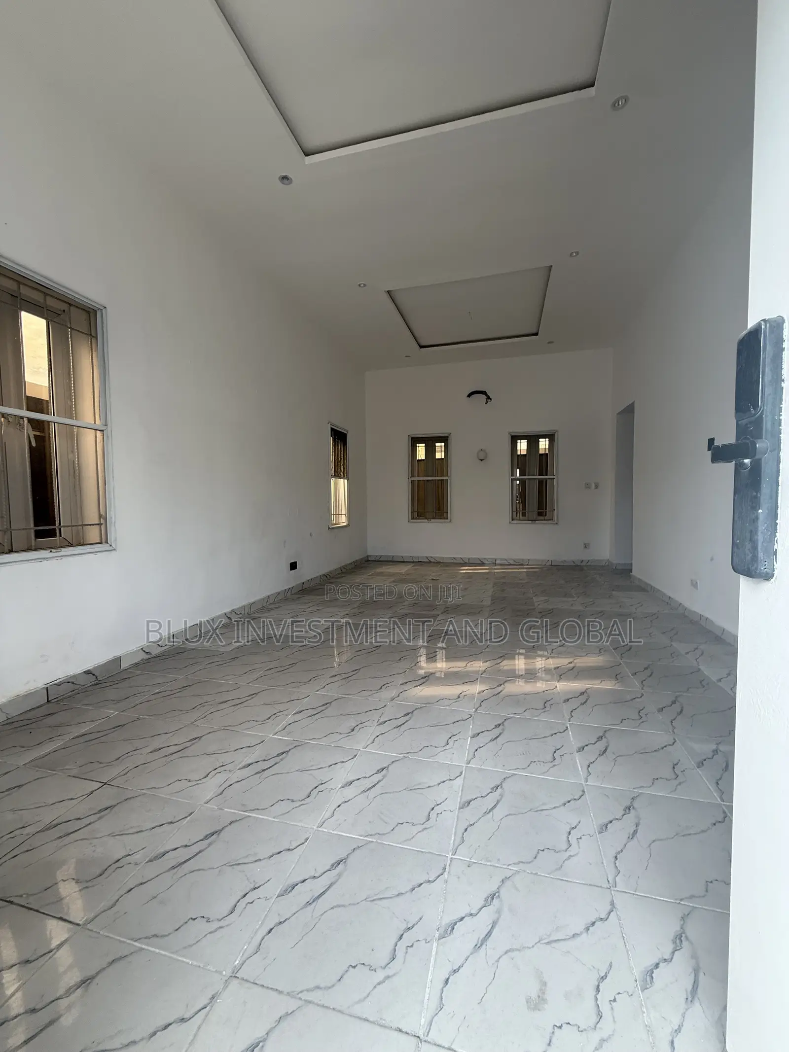 2bdrm Duplex in Bankoli Street, Ologolo for rent in Ologolo