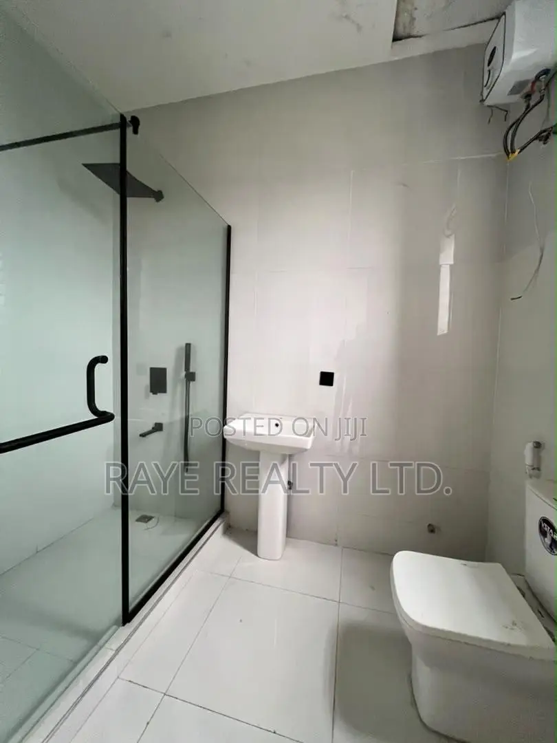 5bdrm Duplex in Ajah for sale in Ajah