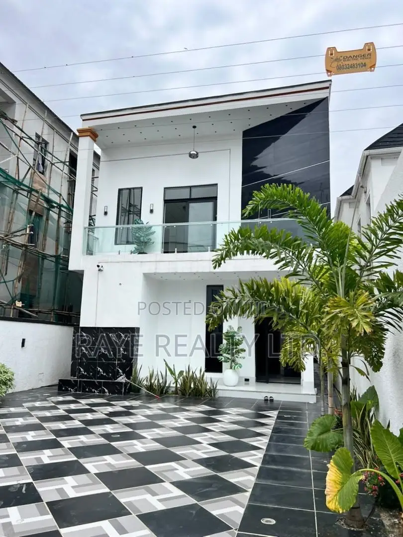 5bdrm Duplex in Ajah for sale in Ajah