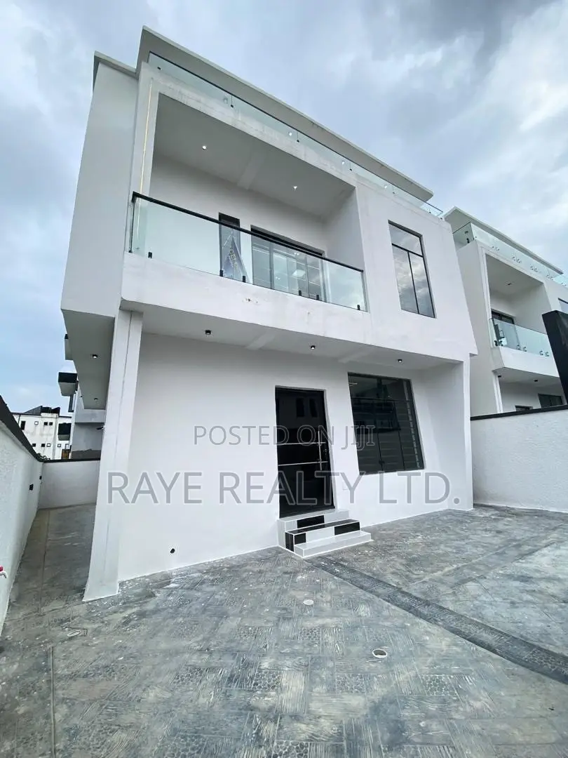4bdrm Duplex in Sangotedo for sale in Sangotedo