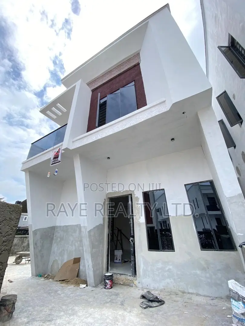 4bdrm Duplex in Sangotedo for sale in Sangotedo
