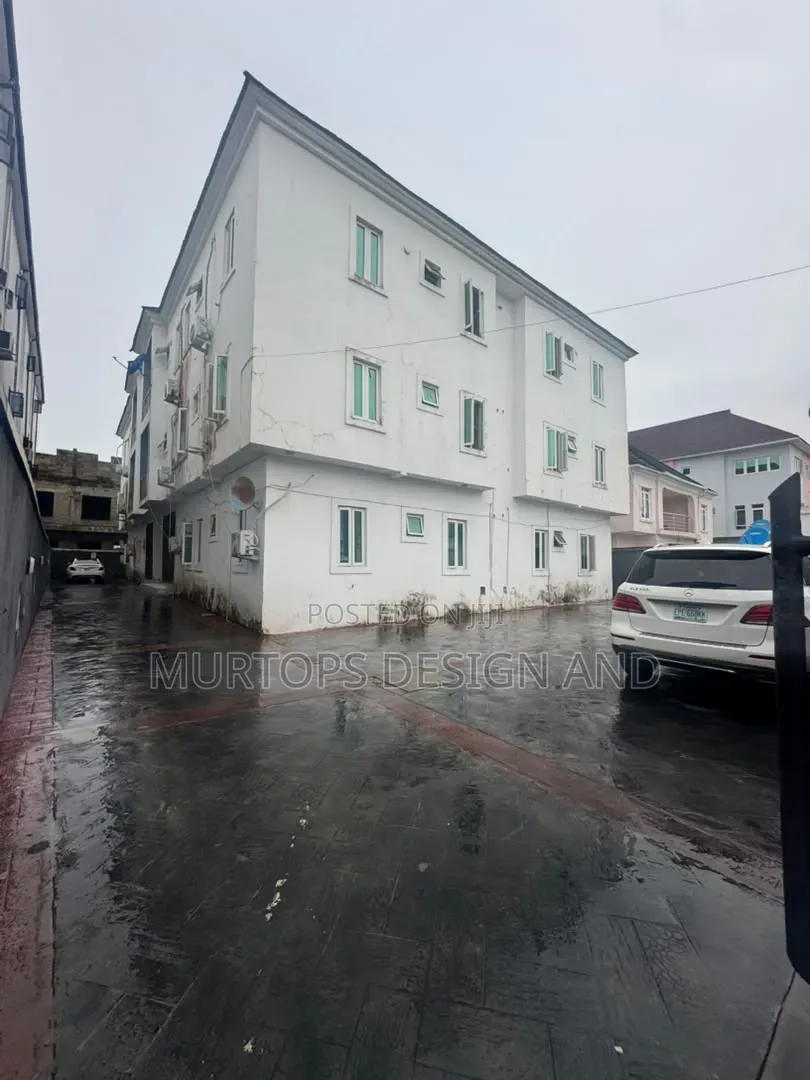 2bdrm Apartment in Lekki Phase 2 for rent in Lekki Phase 2