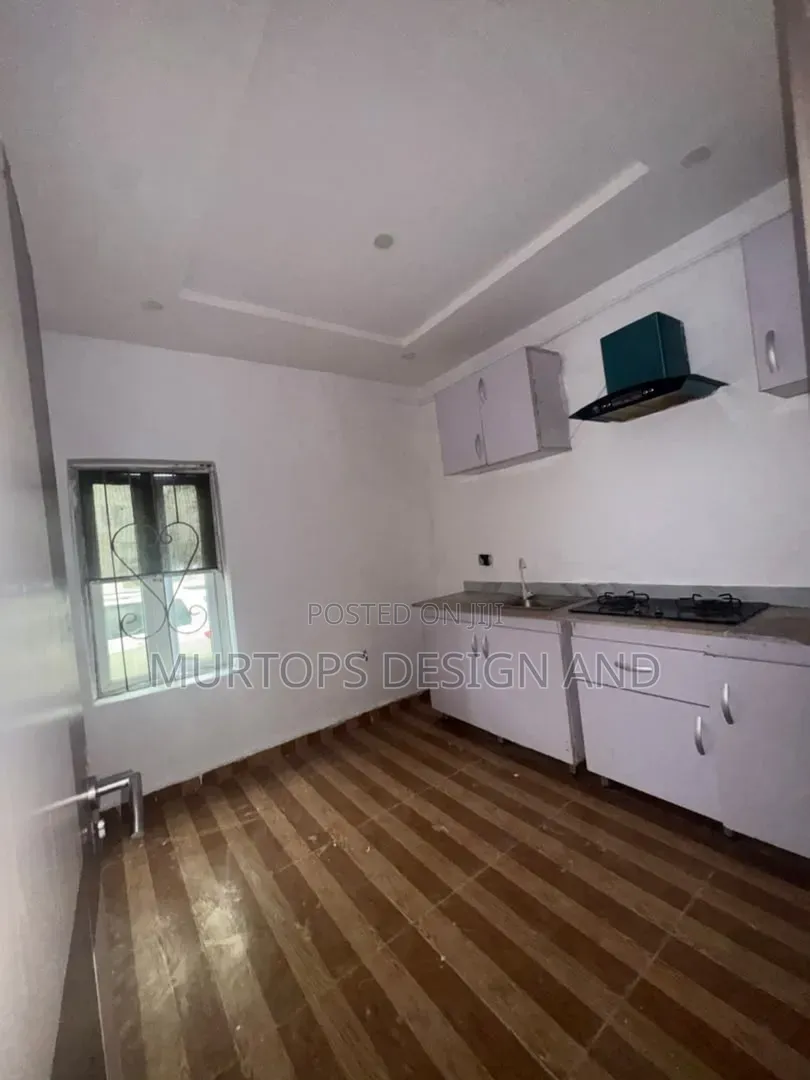 2bdrm Apartment in Lekki Phase 2 for rent in Lekki Phase 2