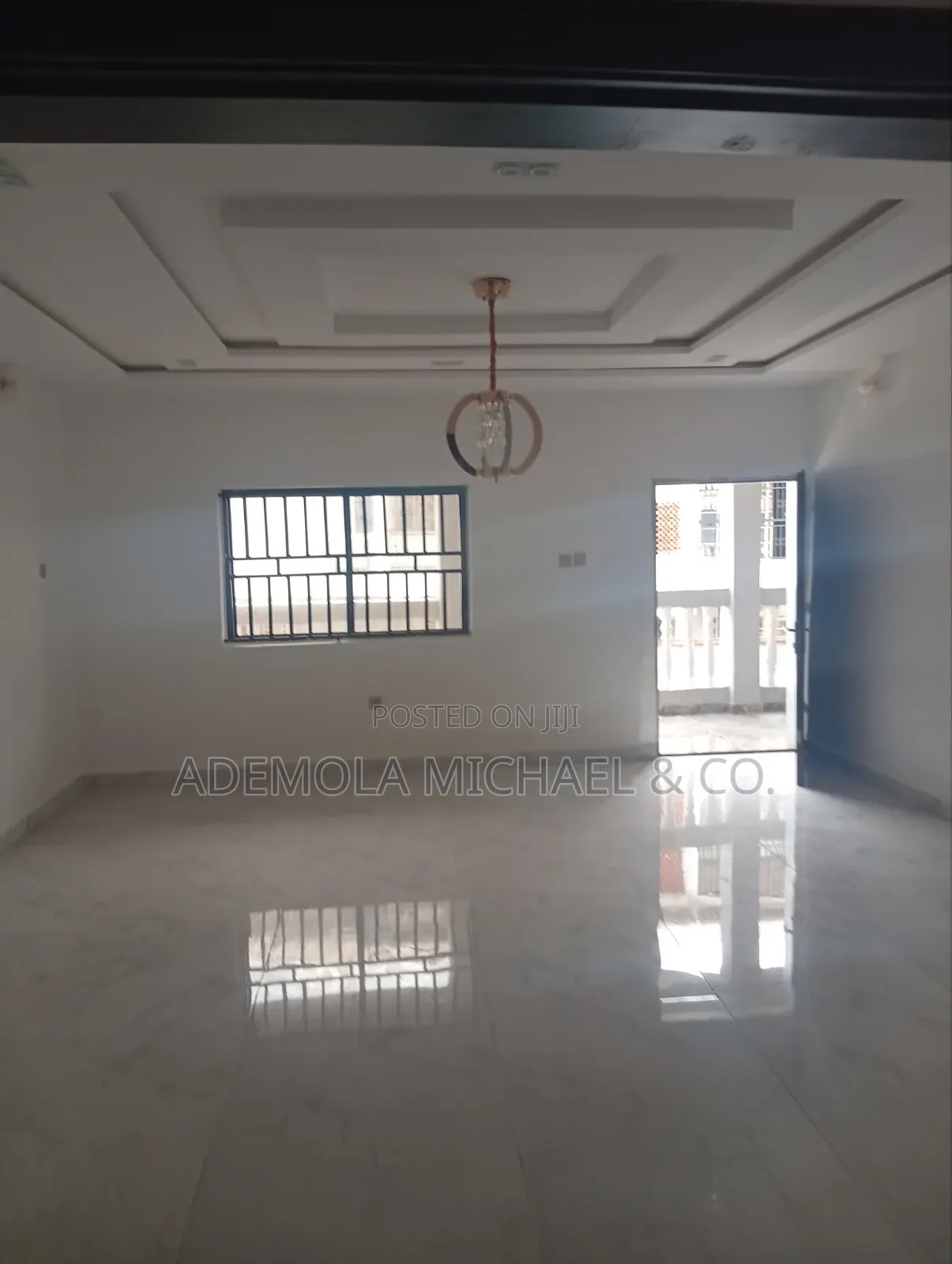 3bdrm Block of Flats in Area11 Abuja for rent in Area 11